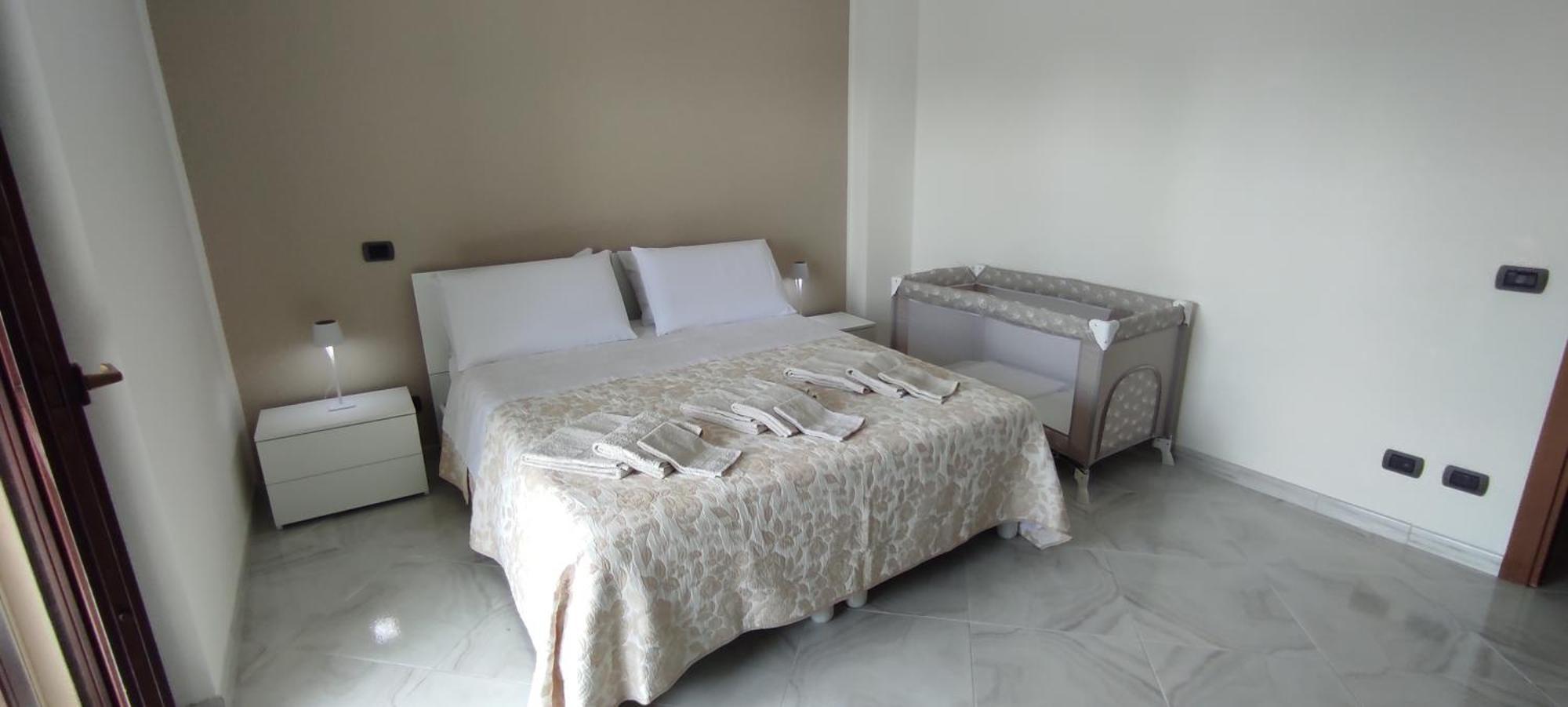 Apartamento A Casa Di Chiara Lecce Exterior foto