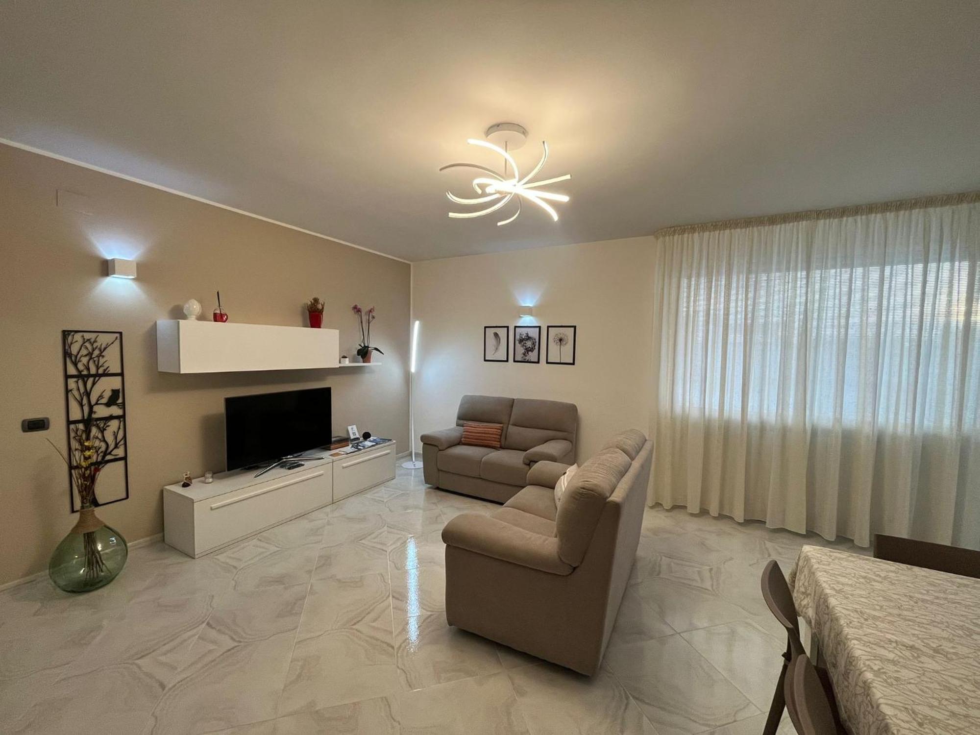 Apartamento A Casa Di Chiara Lecce Exterior foto